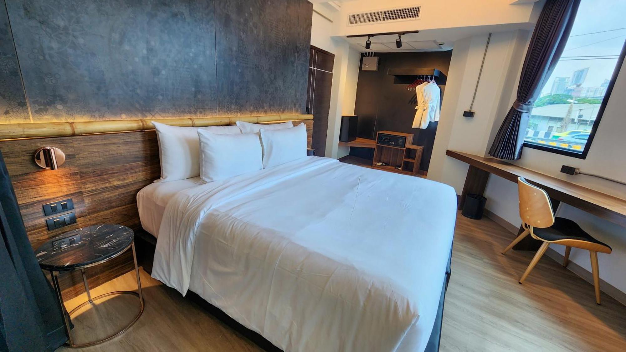 Hotel Ordinary Bangkok Ngoại thất bức ảnh